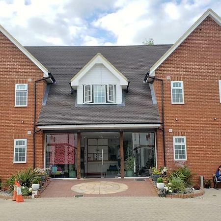 Stansted Airport Lodge Takeley المظهر الخارجي الصورة