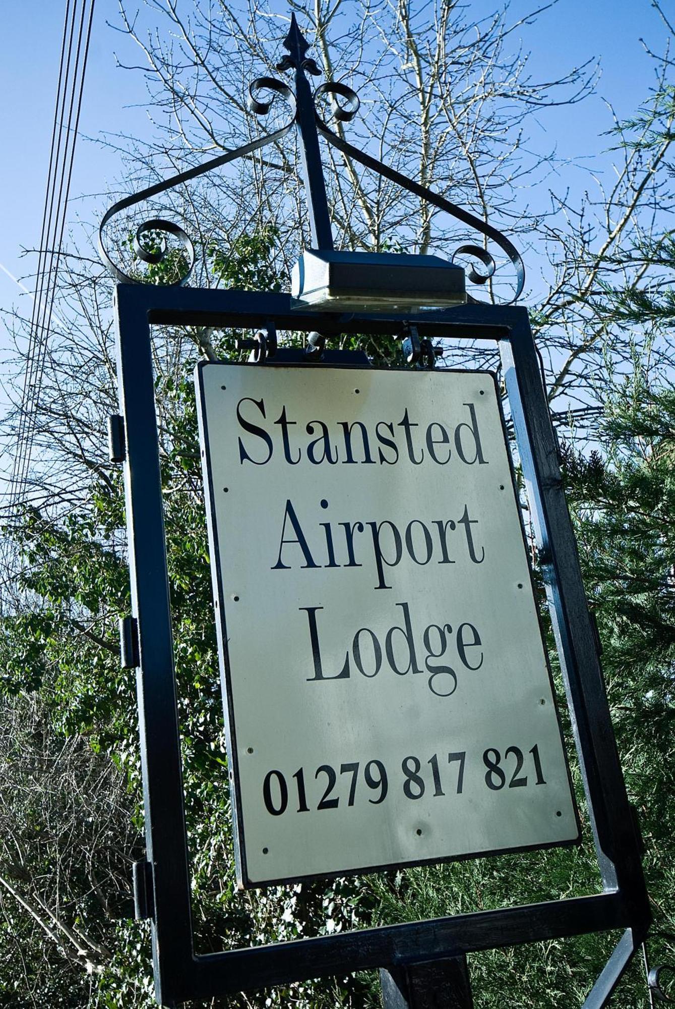 Stansted Airport Lodge Takeley المظهر الخارجي الصورة