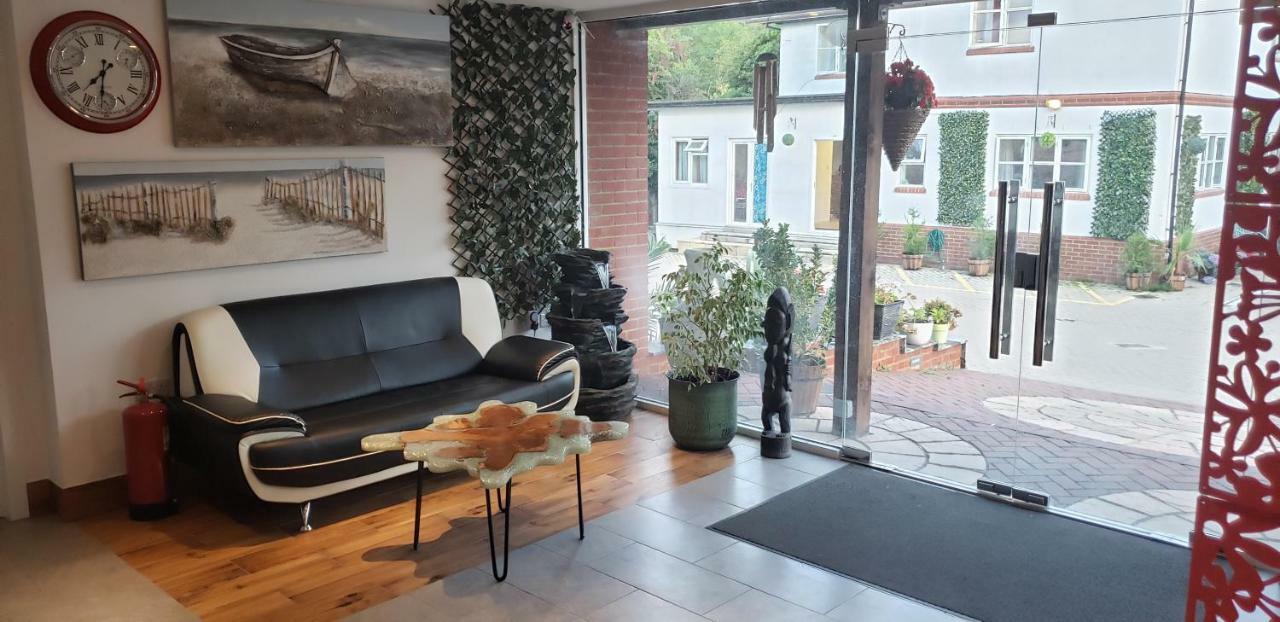 Stansted Airport Lodge Takeley المظهر الخارجي الصورة